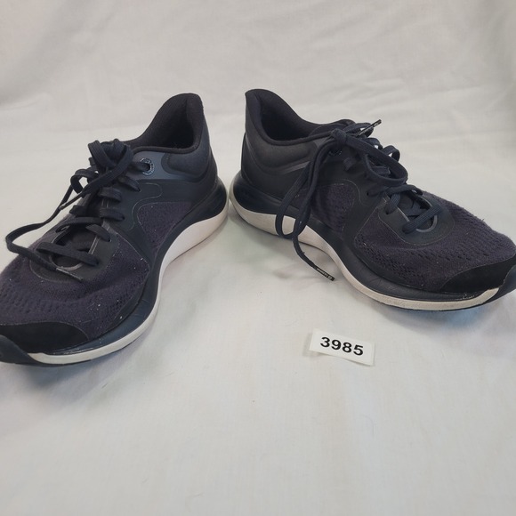 Lululemon Chargefeel Workout Low Shoes Sneakers Black Athletic Womens Size 8 - Picture 2 of 9
